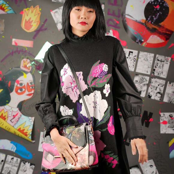 Ted Baker Floral Print Crossbody Bag with Removable Straps and Pink Lining - Picture 3 of 11